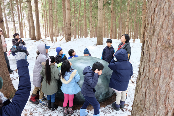 小学生のための「こころを彫る授業」