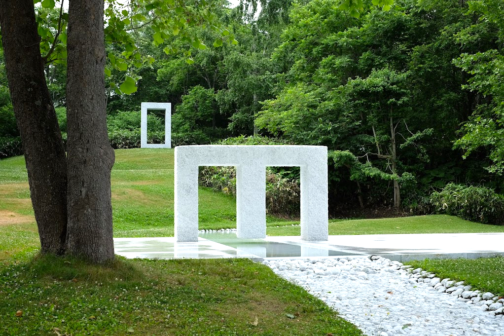 く日はお得♪ 水の広場」は人気モノ | 安田侃彫刻美術館 アルテピアッツァ美唄 アート・デザイン・音楽