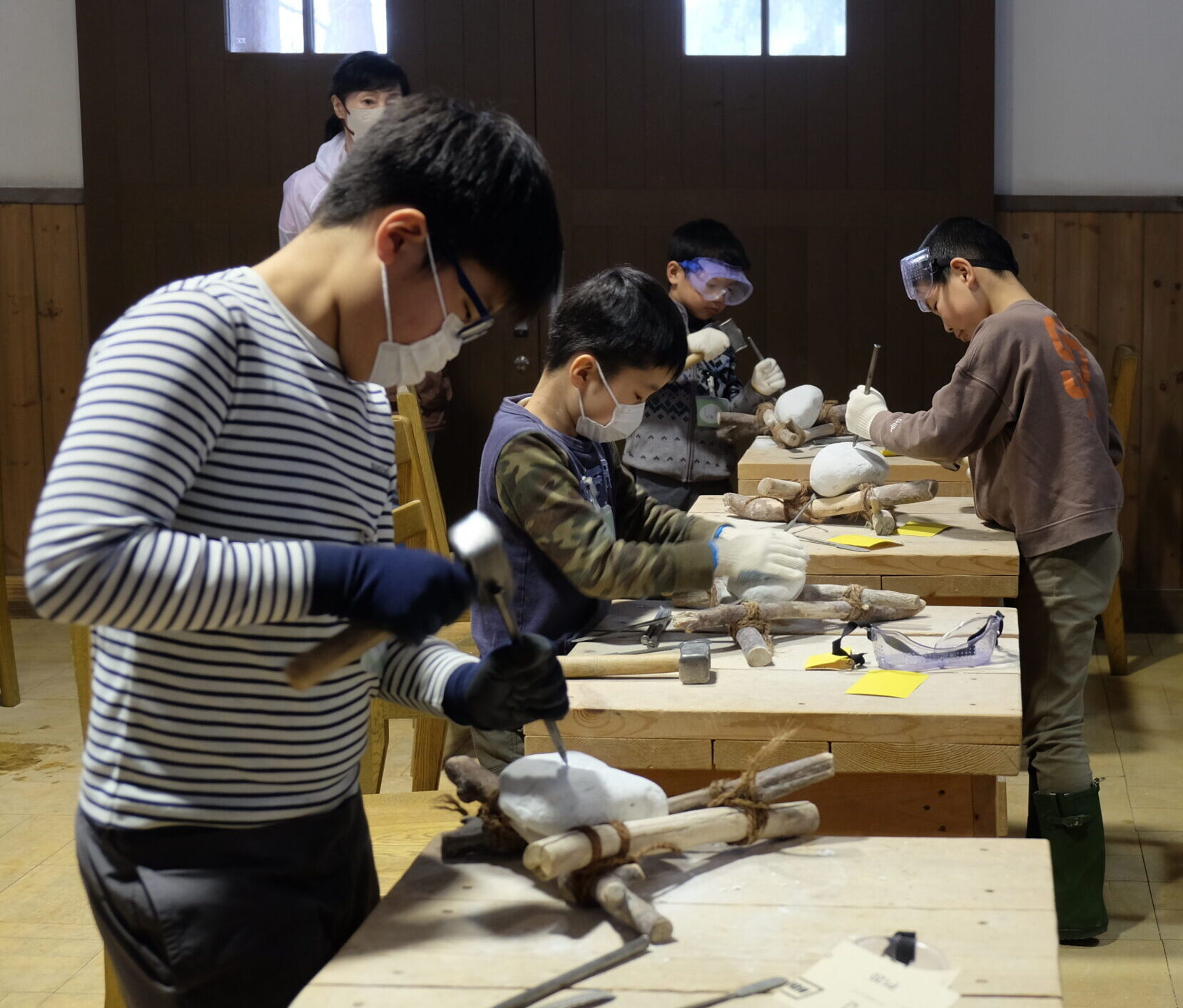 小学生のための「こころを彫る授業」2025